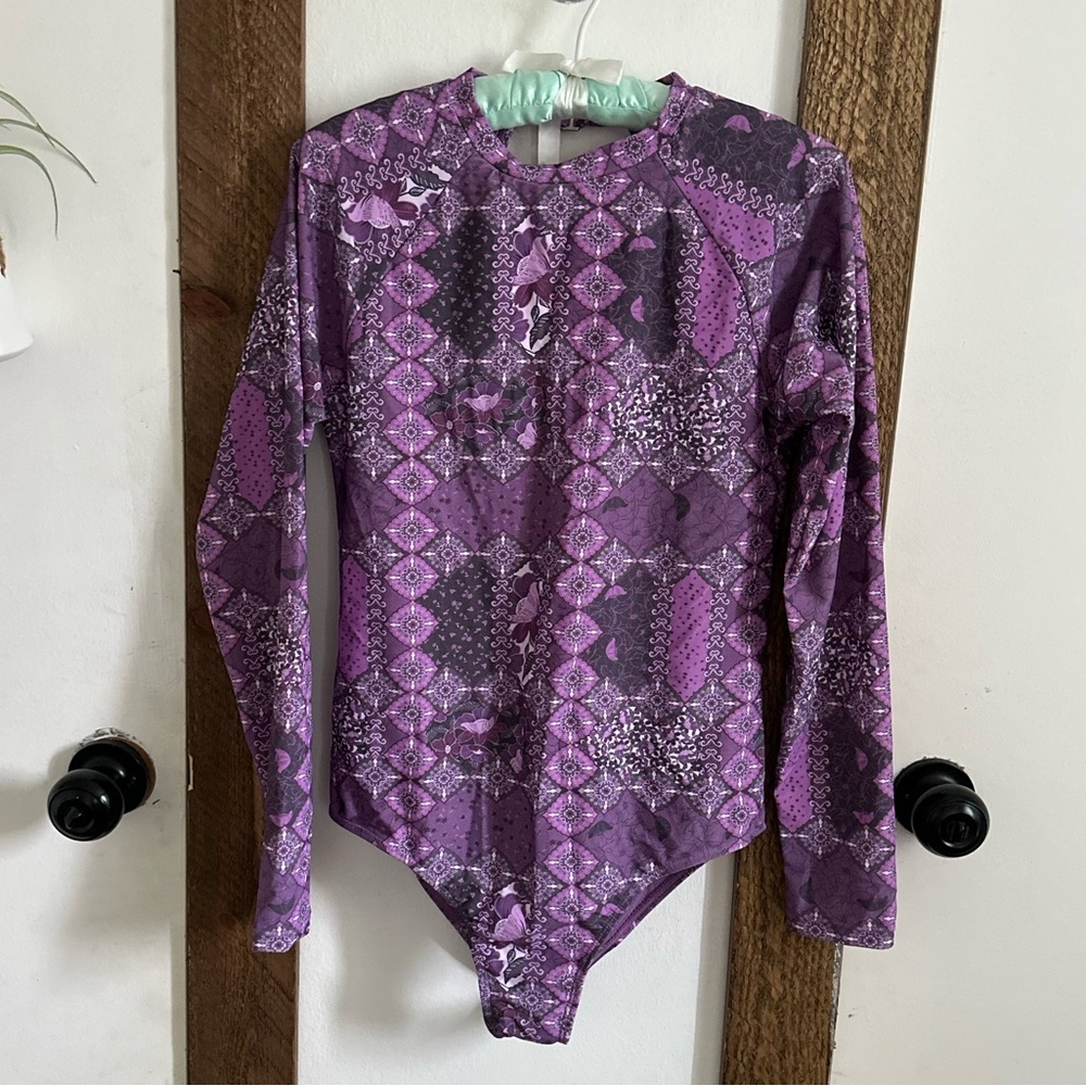New Rusty Neal Purple Patterned Swimsuit Women’s XL Swimsuit